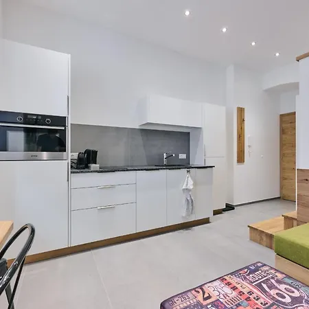 Appartement G17 *
