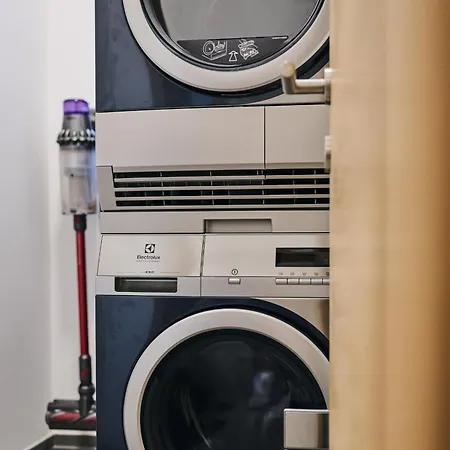 Διαμέρισμα G17 *