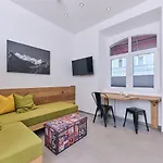 Apartment G17 *