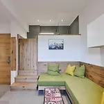 G17 Apartment *